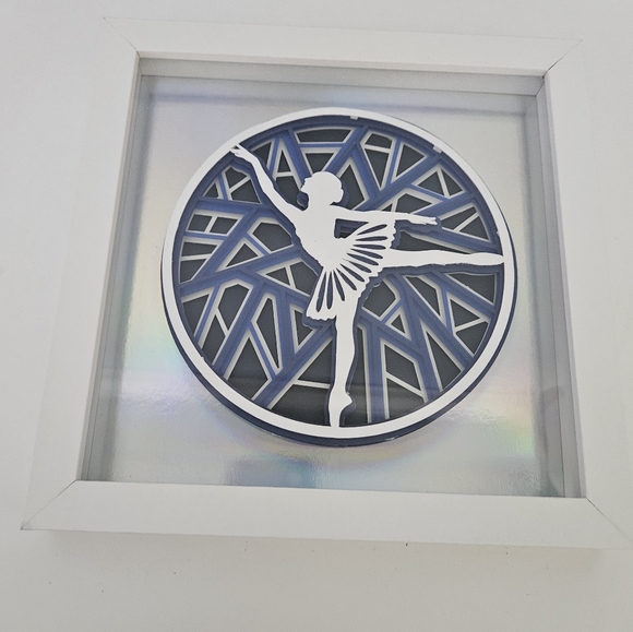 Dancer Shadow Box 3D Art Holographic Background - Picture 9 of 14